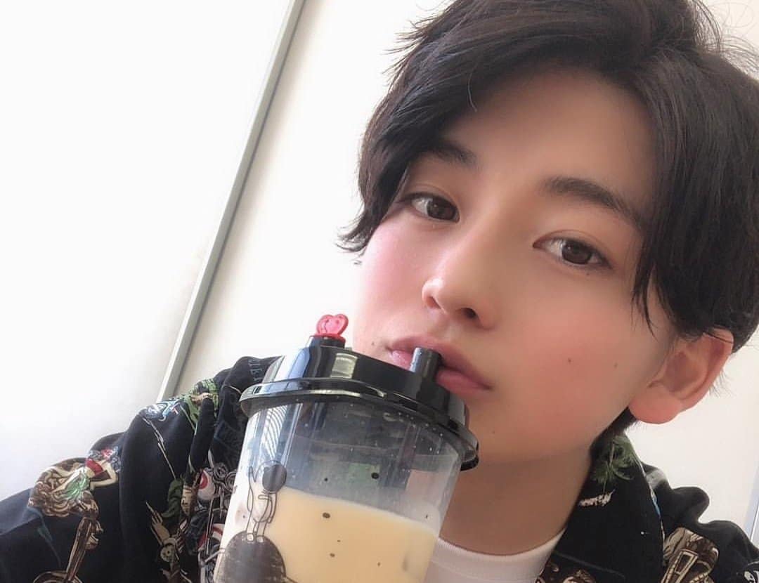 仮面ライダーゼロワン役の高橋文哉