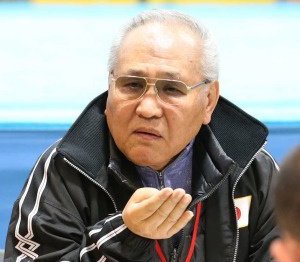 山根元会長