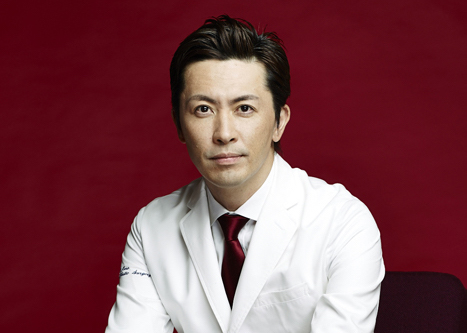 室孝明